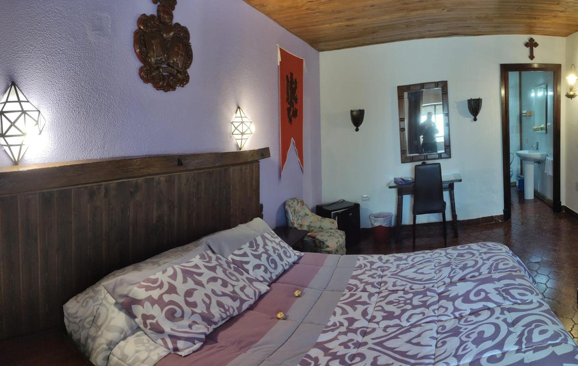 Hostal Rural Marques De Zahara Zahara De La Sierra Extérieur photo