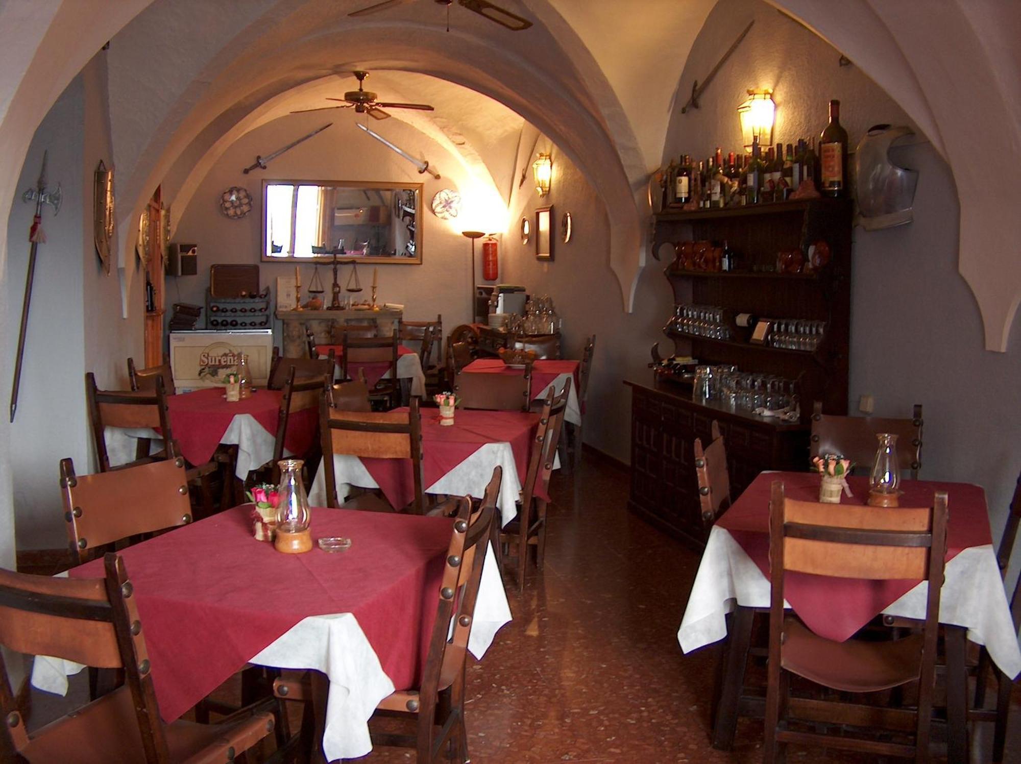 Hostal Rural Marques De Zahara Zahara De La Sierra Extérieur photo