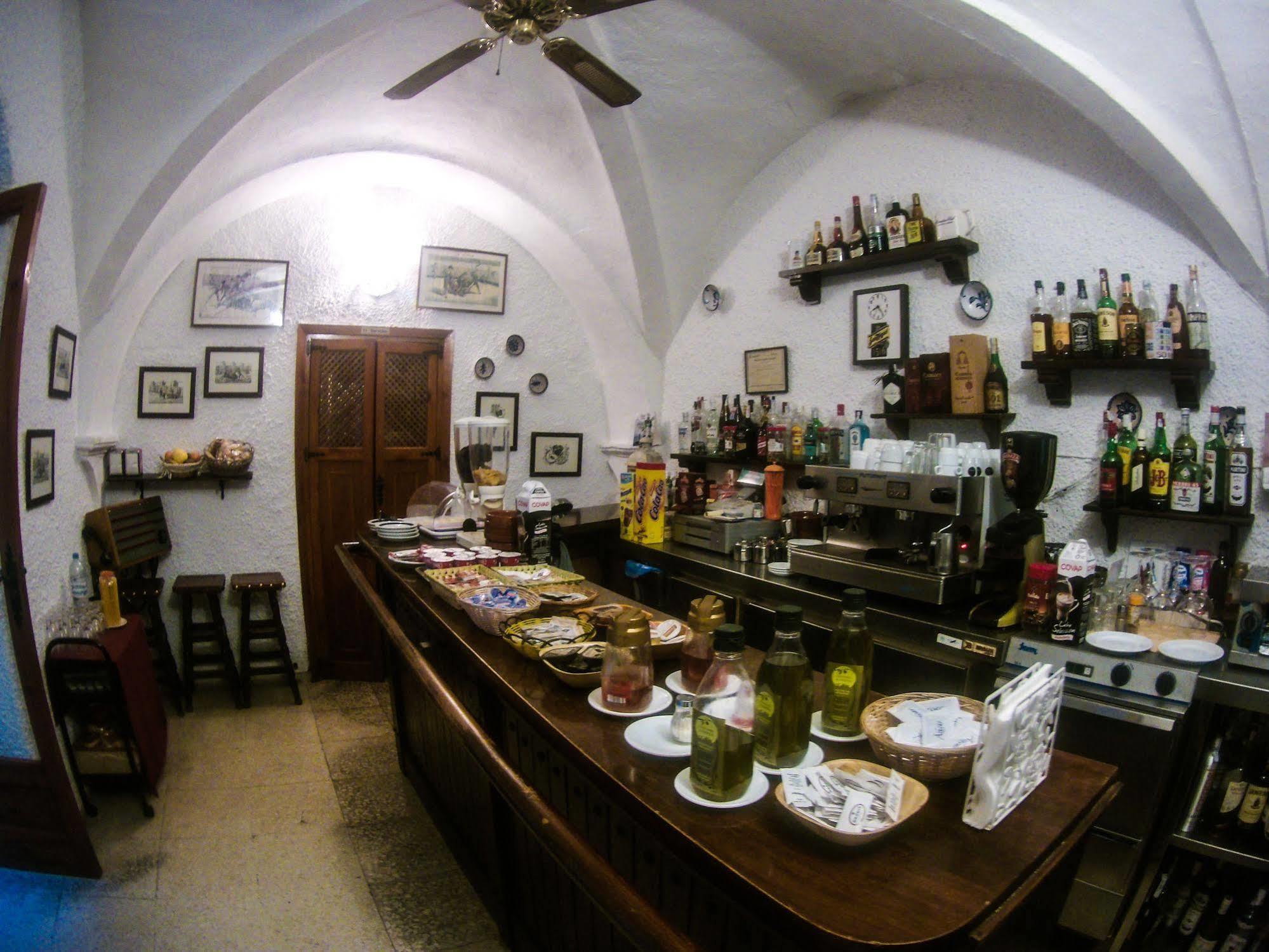 Hostal Rural Marques De Zahara Zahara De La Sierra Extérieur photo
