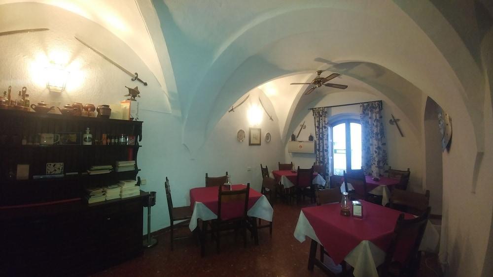 Hostal Rural Marques De Zahara Zahara De La Sierra Extérieur photo